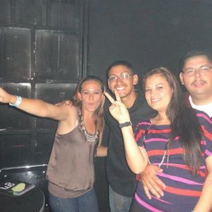 Meet your Posher, Dennis